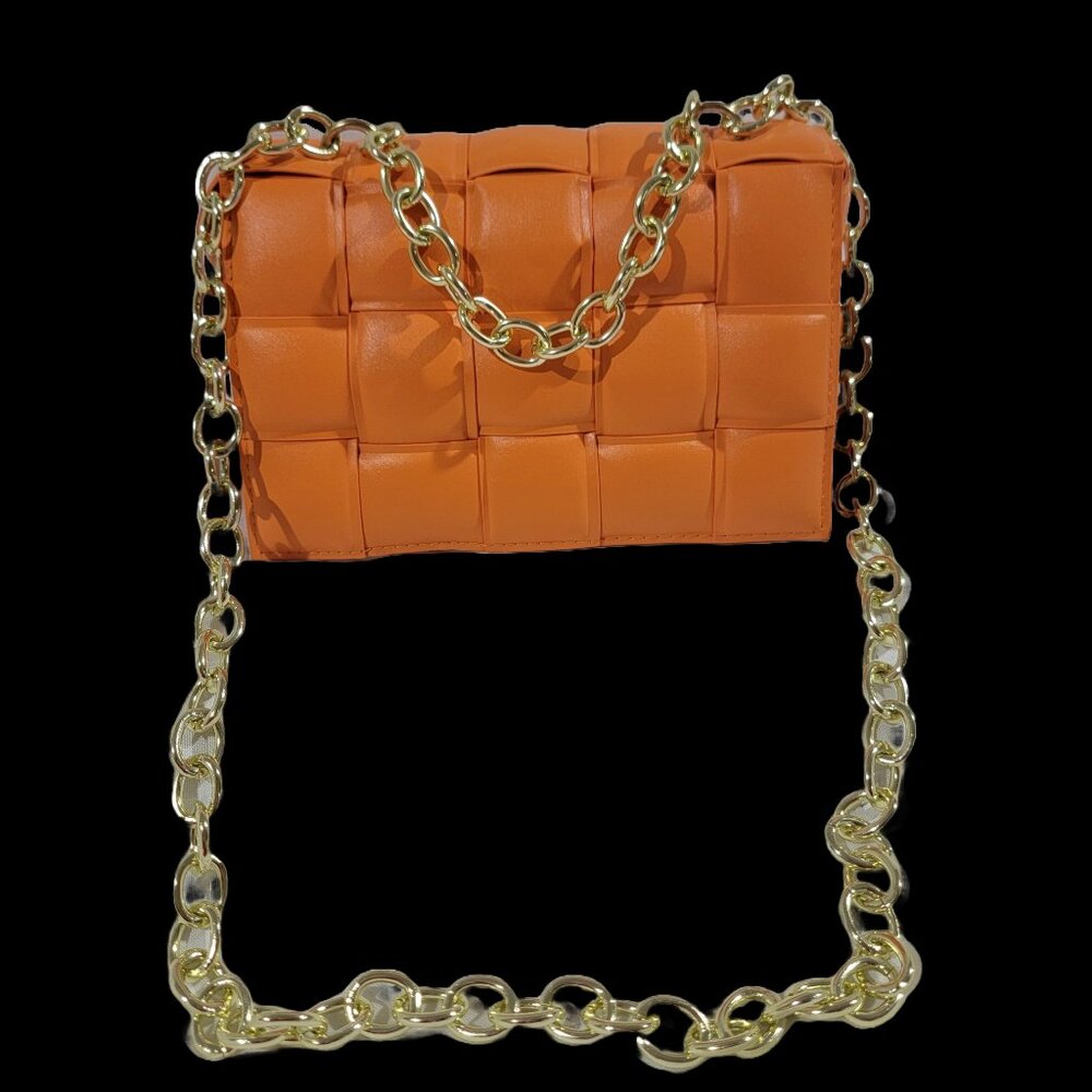 New Women's Fashion Quilt Bag Pu Leather with shoulder and wrist chain strap.